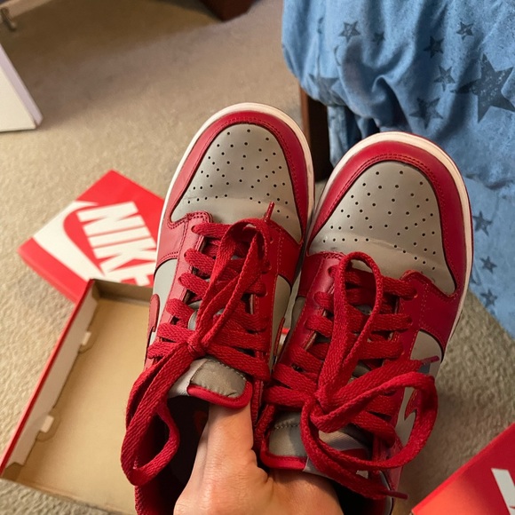 UNLV GRADE SCHOOL DUNKS *pre owned* No box - Picture 3 of 5